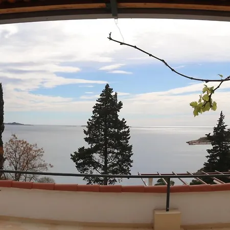 Boutique Carmen 4* Mlini