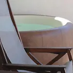 Boutique Carmen Bed & Breakfast Mlini