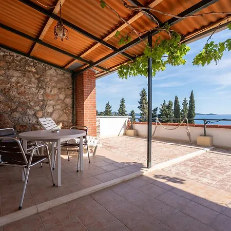 Bed & Breakfast Boutique Carmen Mlini